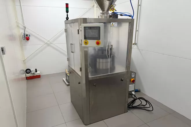 poland customer model njp 1200 capsule filling machine